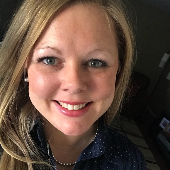 🎉Poshmark Suggested User and Ambassador! - Picture 4 of 5